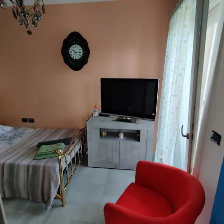 לינה וארוחת בוקר Casa Bruzio