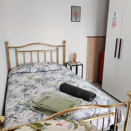 Casa Bruzio 3*